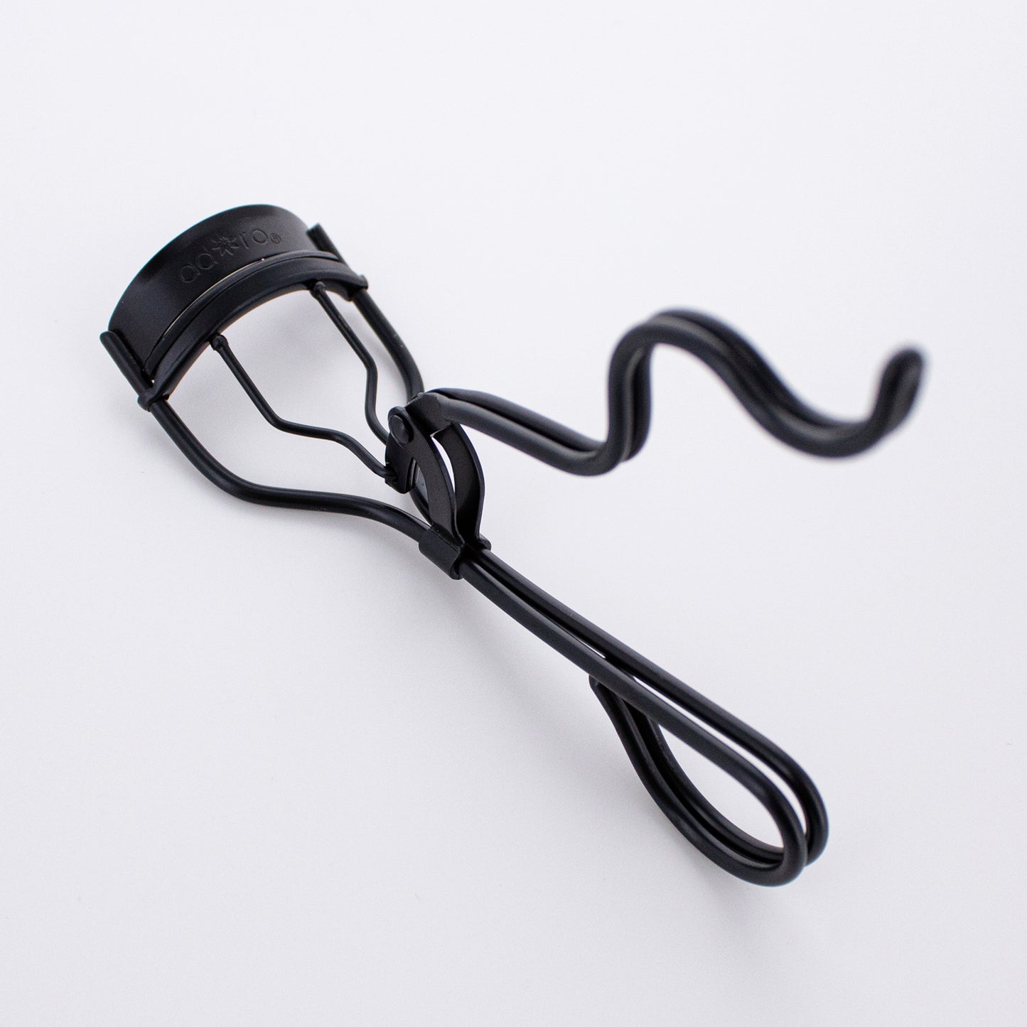 OPEN HANDLE EYELASH CURLER (BLACK)