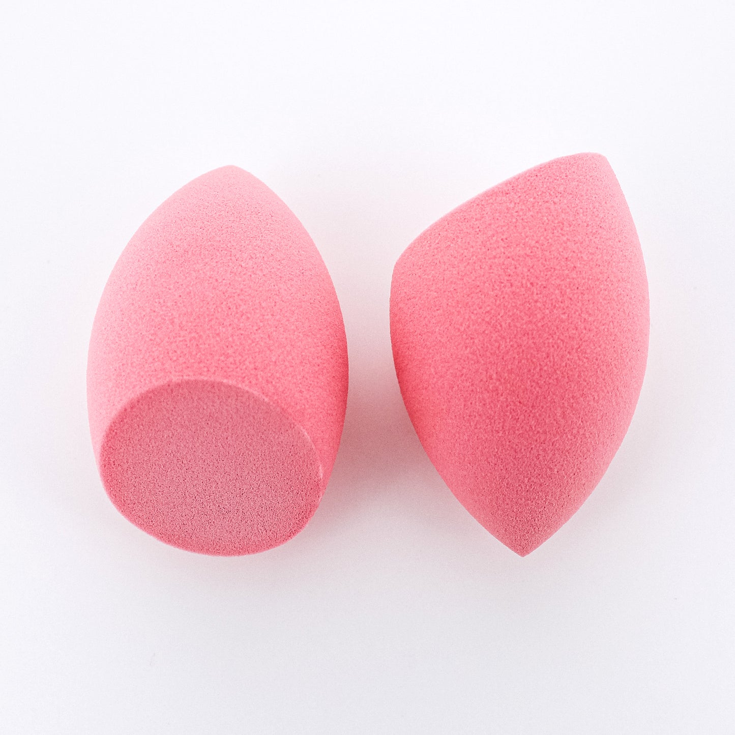 BLENDING SPONGE - 2 PC TEAR DROP W/ CUT (BLUSH PINK)